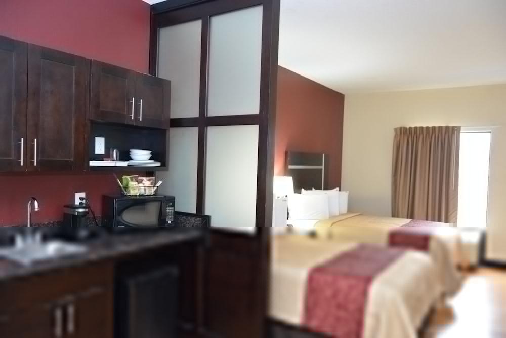 Red Roof Inn Plus+ & Suites Chattanooga - Downtown Экстерьер фото
