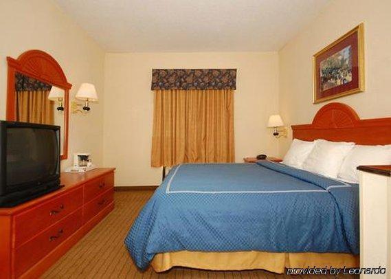 Red Roof Inn Plus+ & Suites Chattanooga - Downtown Номер фото