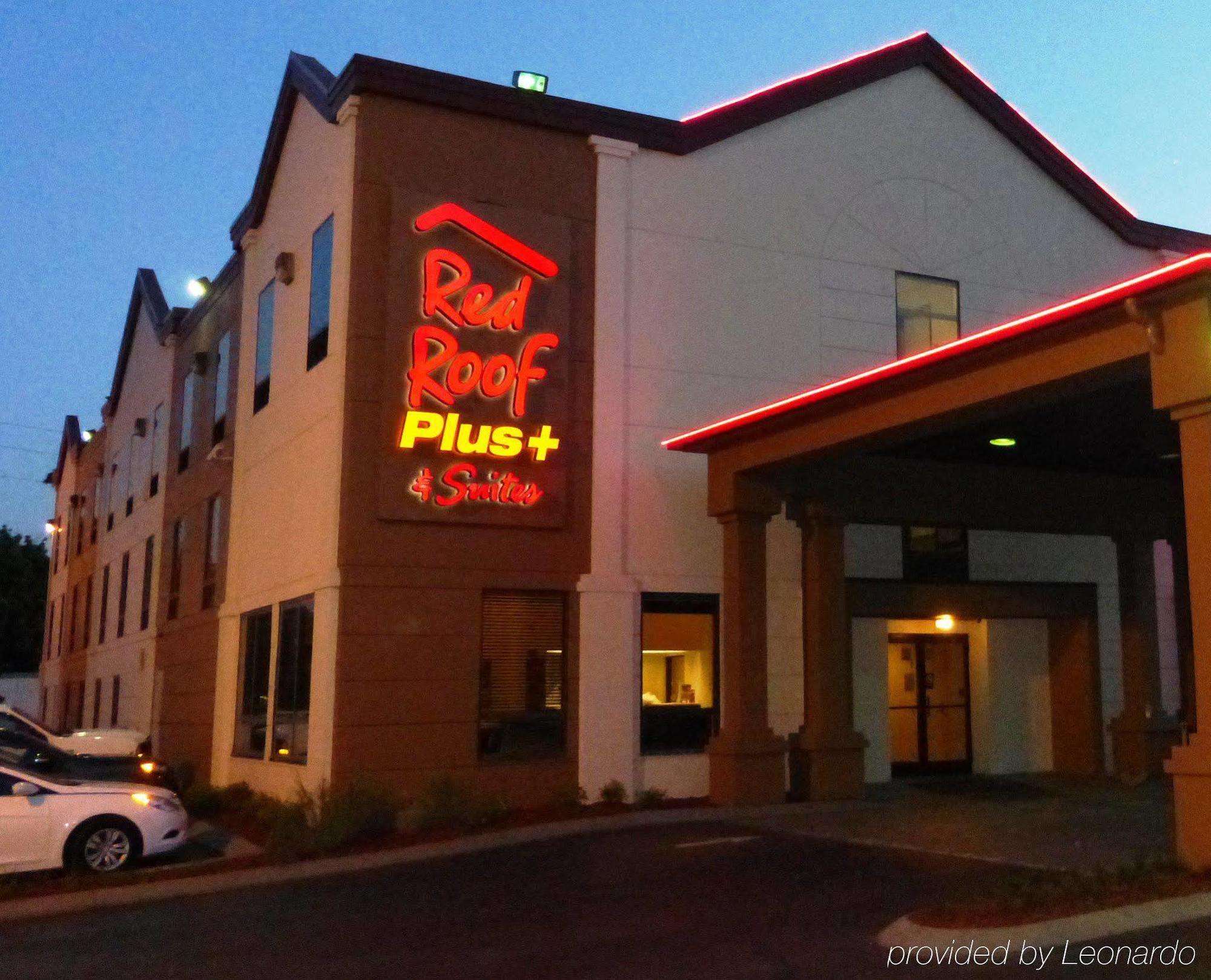 Red Roof Inn Plus+ & Suites Chattanooga - Downtown Экстерьер фото